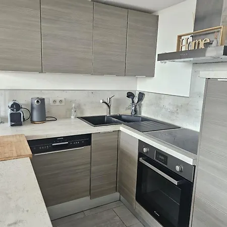 T2 Mezzanine-vue Mer-plage A 600m-parking Apartment *