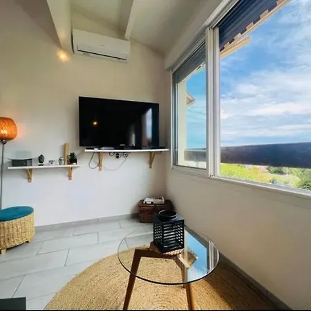 Apartment T2 Mezzanine-vue Mer-plage A 600m-parking Bandol