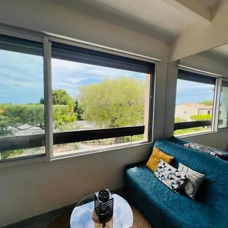 T2 Mezzanine-vue Mer-plage A 600m-parking Apartment Bandol